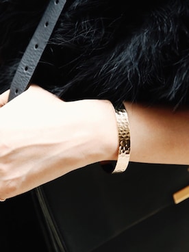 「ブレスレット」｜岩谷 英里子さん（レディース・169cm）の秋コーディネート