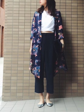 「アイテム（ブレスレット）」を使った、岩谷 英里子さん（レディース・169cm）の秋コーディネート