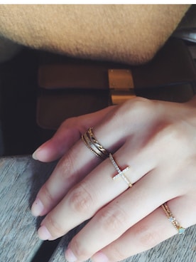 「ゴールドアクセ」｜岩谷 英里子さん（レディース・169cm）の秋コーディネート