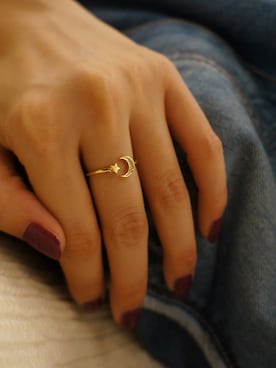 「アイテム（リング）」を使った、岩谷 英里子さん（レディース・169cm）の秋コーディネート