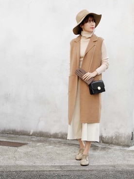 「Ameri（アメリ）のアイテム（バッグ）」を使った、岩谷 英里子さん（レディース・169cm）の冬コーディネート