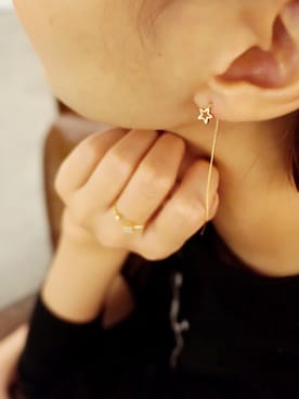 「ゴールドアクセ」｜岩谷 英里子さん（レディース・169cm）の冬コーディネート