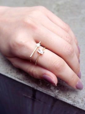 「アイテム（リング）」を使った、岩谷 英里子さん（レディース・169cm）の春コーディネート