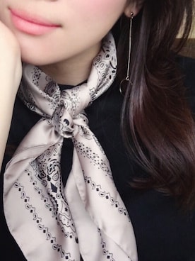 「アイテム（財布/小物）」を使った、岩谷 英里子さん（レディース・169cm）の春コーディネート