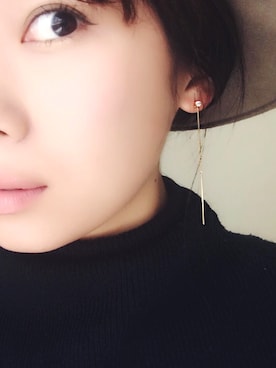 「ロングピアス」｜岩谷 英里子さん（レディース・169cm）の春コーディネート