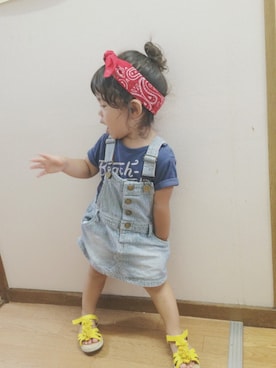「Wrangler（ラングラー）のアイテム（サロペット/オーバーオール）」を使った、koha⁑さん（キッズ・90cm）の夏コーディネート