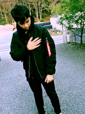 「Alpha Industries（アルファインダストリーズ）のALPHA MA-1 TIGHT（MA-1、ブラック系）」を使った、MAOさん（レディース・153cm）の冬コーディネート