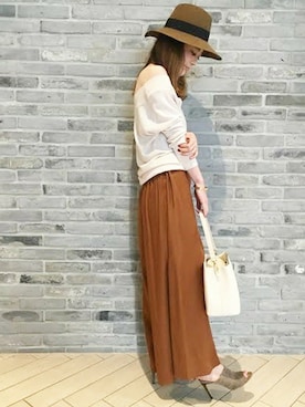 「Noble（ノーブル）のアイテム（バッグ）」を使った、Noble天神ビオロ店スタッフさん（レディース・163cm）の秋コーディネート