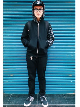 「Bape」｜「アイテム（ダウンジャケット/コート）」を使った、姜嚴さん（メンズ・170cm）の冬コーディネート