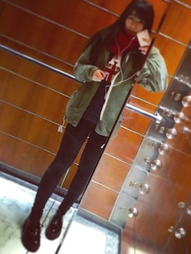 「アイテム（トレンチコート、グリーン系）」を使った、katoshiさん（レディース・158cm）の春コーディネート