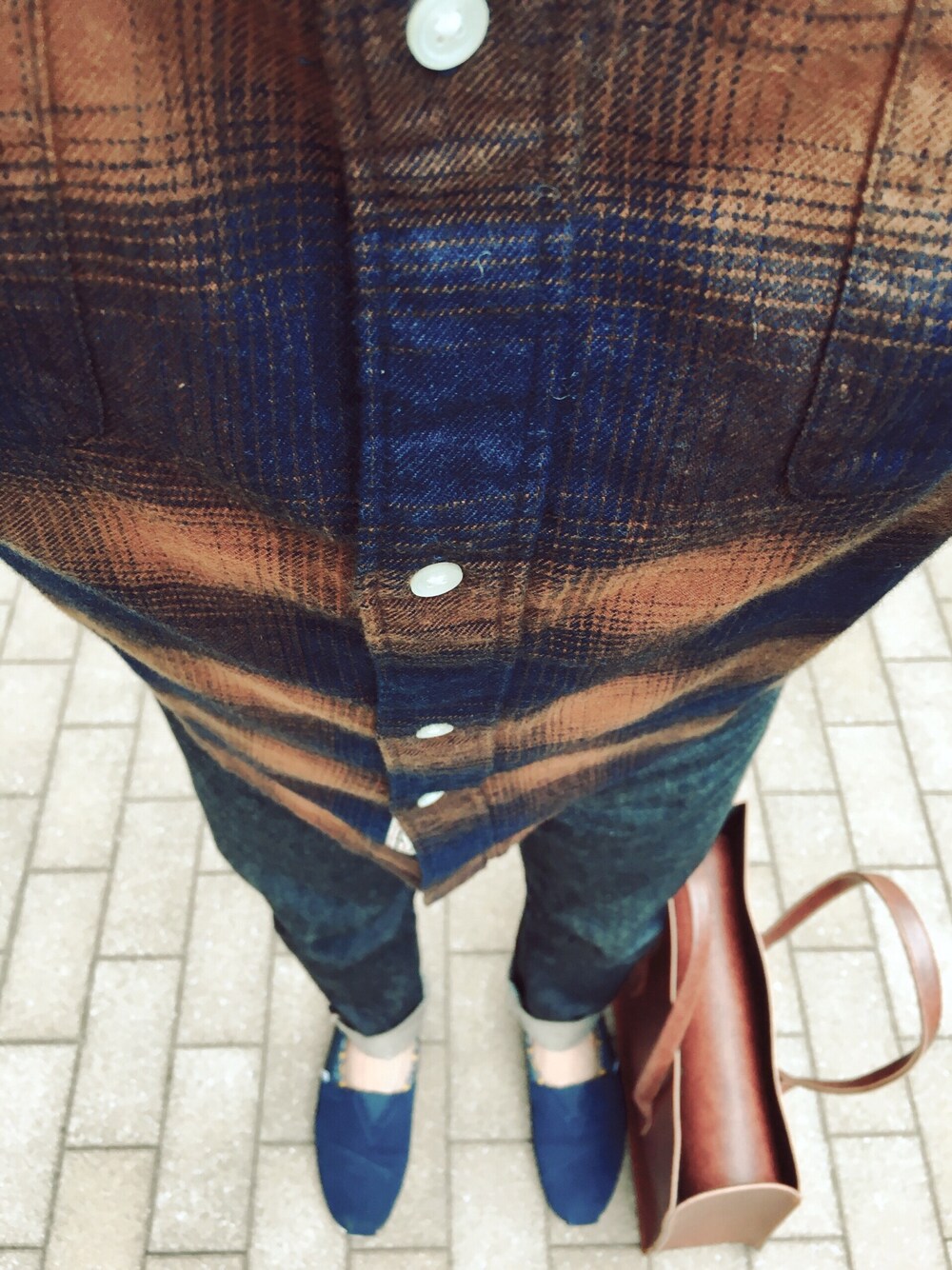 「JOURNAL STANDARD relumeのインディゴチェックバンドカラーシャツ#（シャツ/ブラウス、イエロー系）」を使った、dos.さん（メンズ・169cm）の秋コーディネートの1枚目の写真