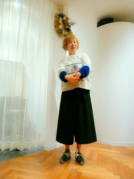 「バギーパンツ」｜「アイテム（雑貨/ホビー）」を使った、さんおーまりえさん（レディース・160cm）の秋コーディネート