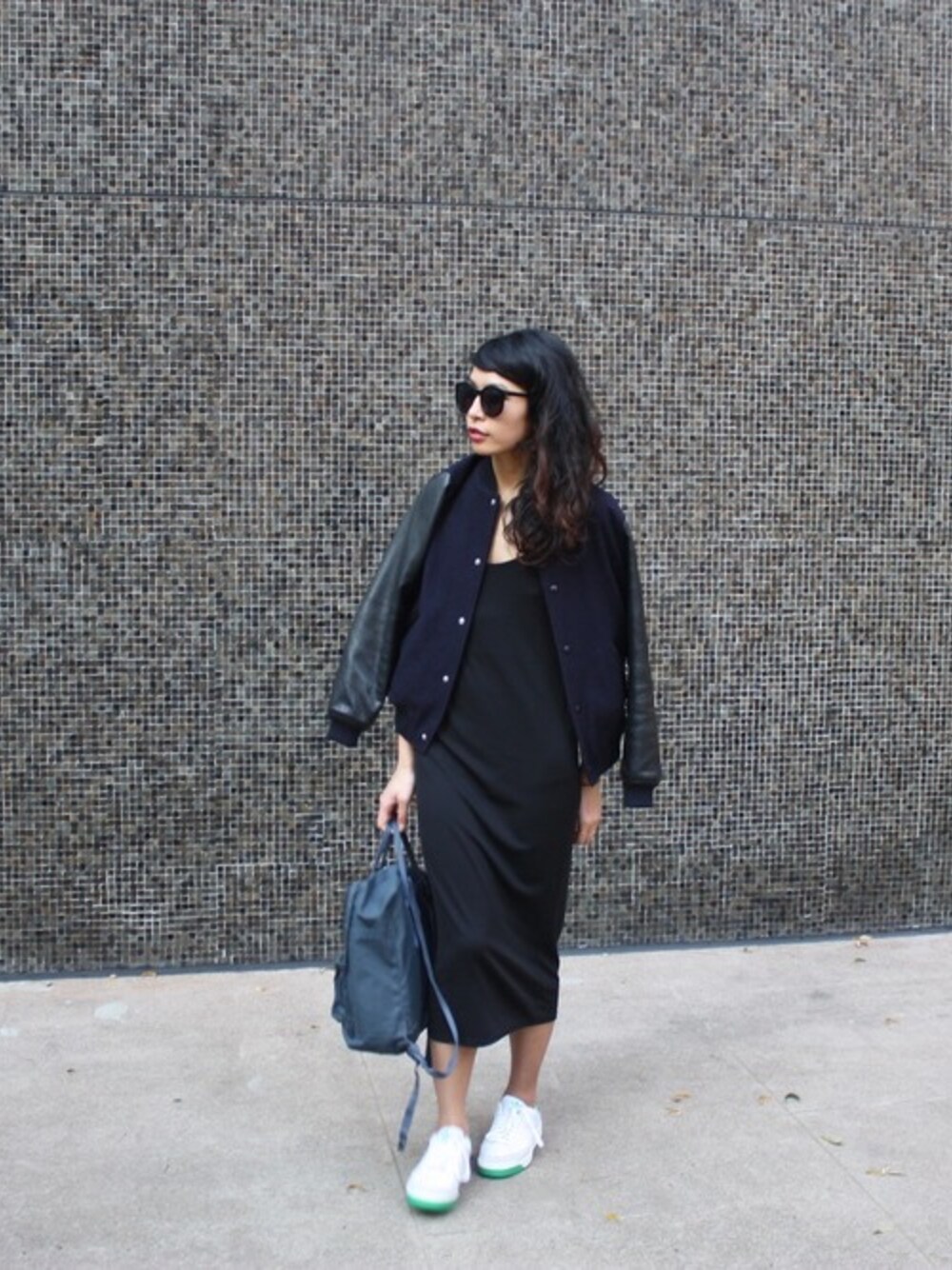 「sporty chic、city、Americana 、sporty、adidas、ZARA、APC」｜「A.P.C.のアイテム（スタジャン、ブルー系）」を使った、Christineさん（レディース・173cm）の冬コーディネートの1枚目の写真