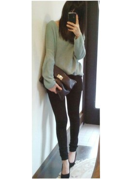 「NO-brandのアイテム（ニット/セーター、ブルー系）」を使った、momotaさん（レディース・154cm）の春コーディネート