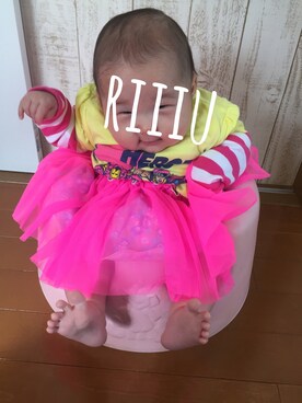 「fafa（フェフェ）のアイテム（スカート）」を使った、RiiiUさん（キッズ・60cm）の春コーディネート