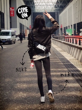 「NIKE(ナイキ)のアイテム(ショルダーバッグ)」を使った、tingtingZさん(レディース・176cm)の春コーディネート