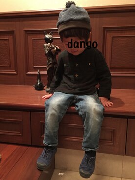 「Cienta（シエンタ）のインナーボア　デッキシューズ　（Sneakers、ブルー系）」を使った、dangoさん（キッズ）の秋コーディネート