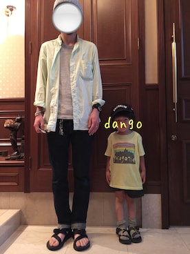 「patagonia（パタゴニア）のアイテム（T Shirts、イエロー系）」を使った、dangoさん（キッズ）の夏コーディネート