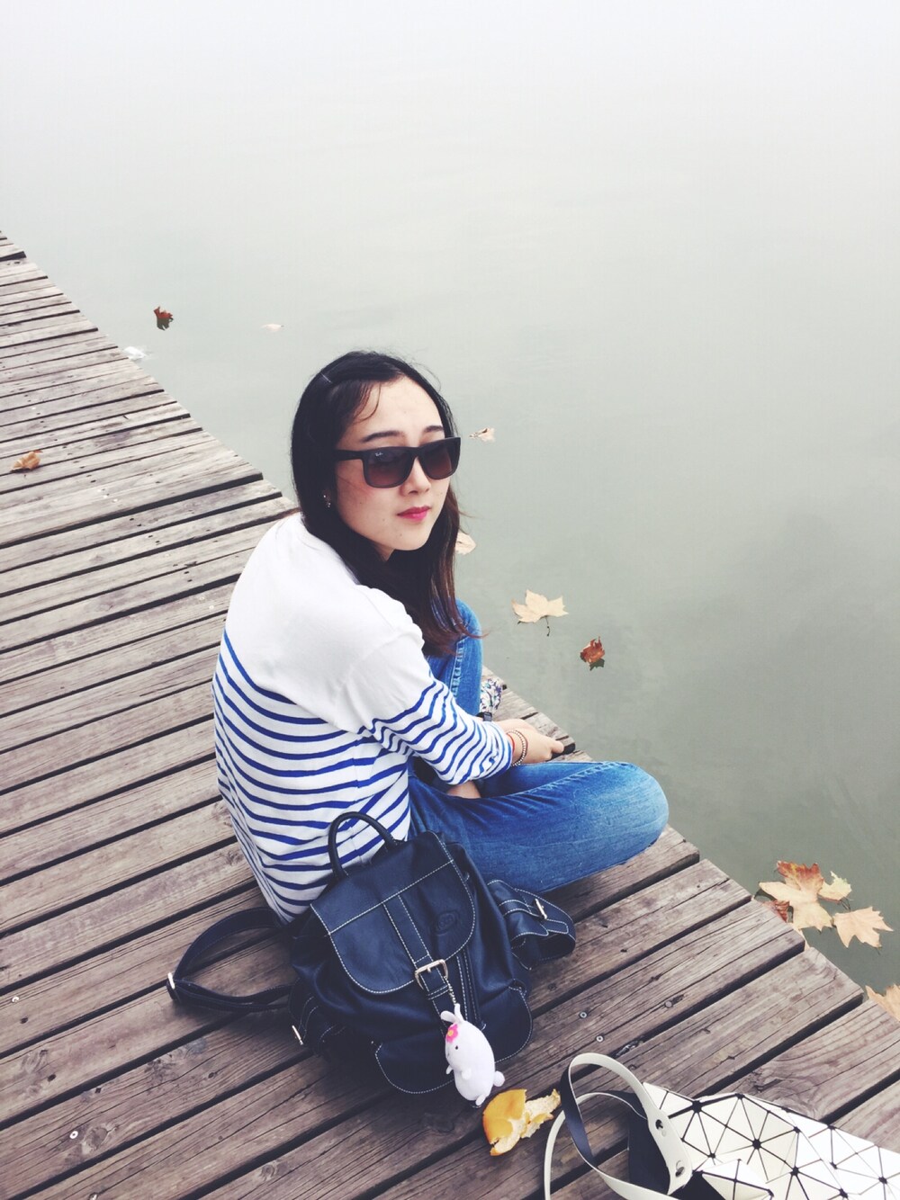 「大人カジュアル、lakeside、UNIQLO、stripe shirt」｜「raybanのアイテム（サングラス、ブラウン系）」を使った、Kiramaoさん（レディース・165cm）の冬コーディネートの1枚目の写真