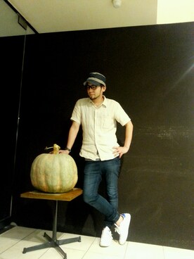 「無印良品（ムジルシリョウヒン）のアイテム（Tops、ベージュ系）」を使った、ラララレレレさん（メンズ・176cm）の秋コーディネート