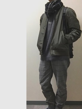 「3色コーデ」｜「アイテム（ブルゾン）」を使った、naokiさん（メンズ・163cm）の冬コーディネート