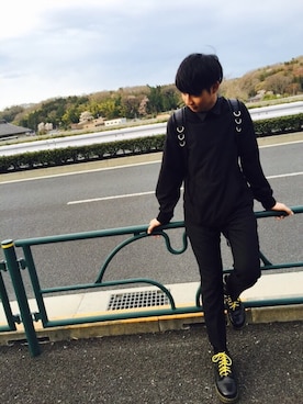 「JOHN LAWRENCE SULLIVAN（ジョンローレンスサリバン）のアイテム（トップス）」を使った、Honeyさん（メンズ・176cm）の春コーディネート