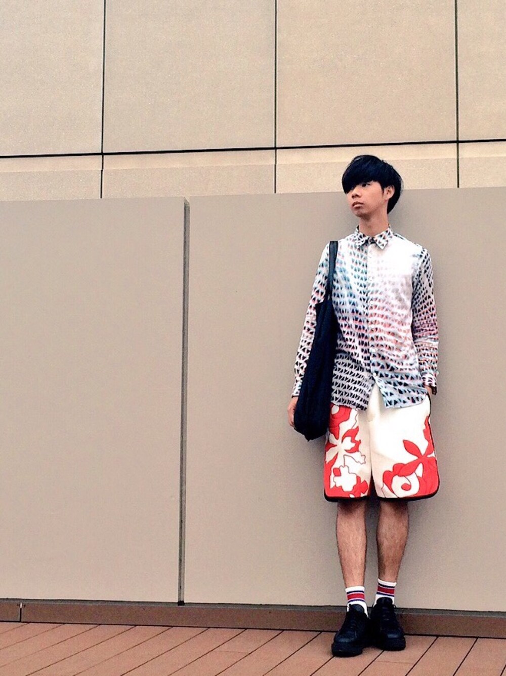 「Paul Smith、3.1 phillip lim、ラバーソール」｜「Paul SmithのMESH PRINT SHIRT (MAIN LINE)（シャツ/ブラウス、その他）」を使った、Honeyさん（メンズ・176cm）の夏コーディネートの1枚目の写真