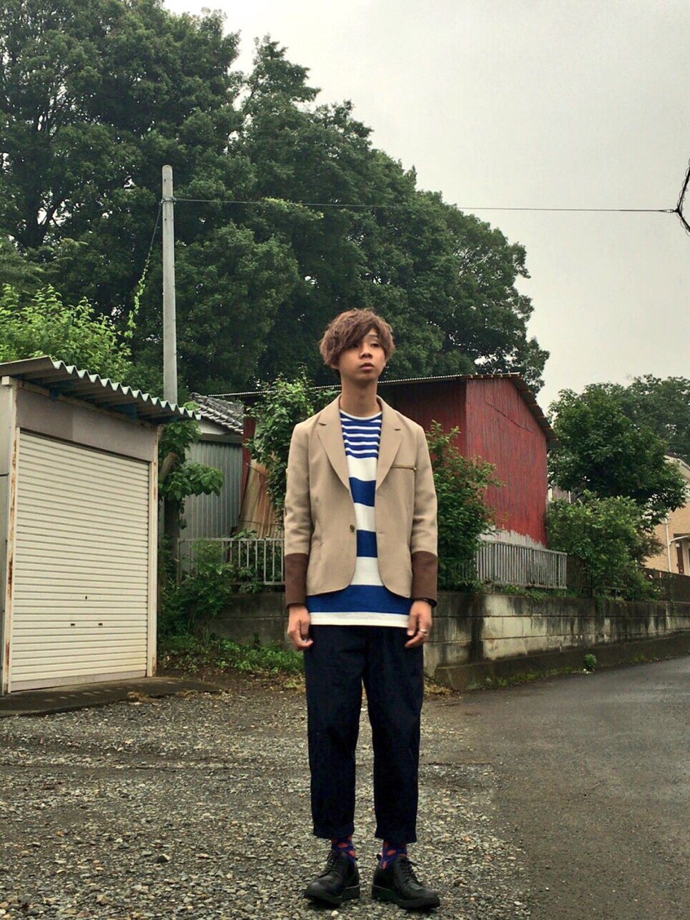 「ジャケット、バイカラー、ボーダー、イージーパンツ、MILKBOY、KIDILL」｜「KIDILLのKIDILL トップス（Tシャツ/カットソー、ブルー系）」を使った、Honeyさん（メンズ・176cm）の夏コーディネートの1枚目の写真