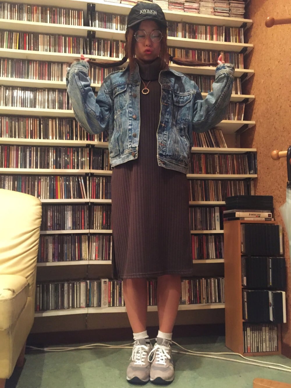 「タートルネックニット、秋のコーデ、JOYRICH、カーキ、仮面女子、森カノン、めがね、WEGO、BEAMS、New Balance」｜「one wayのアイテム（ワンピース、グリーン系）」を使った、Girls Fashion Collectionさん（レディース・157cm）の秋コーディネートの1枚目の写真