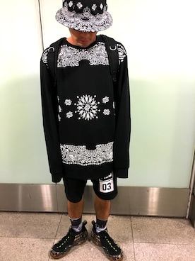 「BLACK SCALE（ブラックスケール）のアイテム（帽子）」を使った、Dob"Jabbawock"Shunさん（メンズ・170cm）の秋コーディネート