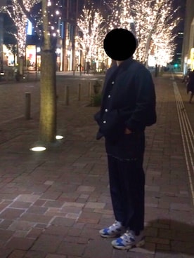 「theSakaki」｜「アイテム（スニーカー）」を使った、じはめさん（メンズ・174cm）の冬コーディネート