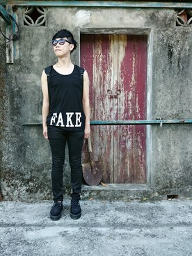 「アイテム（その他シューズ）」を使った、Ray Chenさん（メンズ・174cm・100代）の秋コーディネート