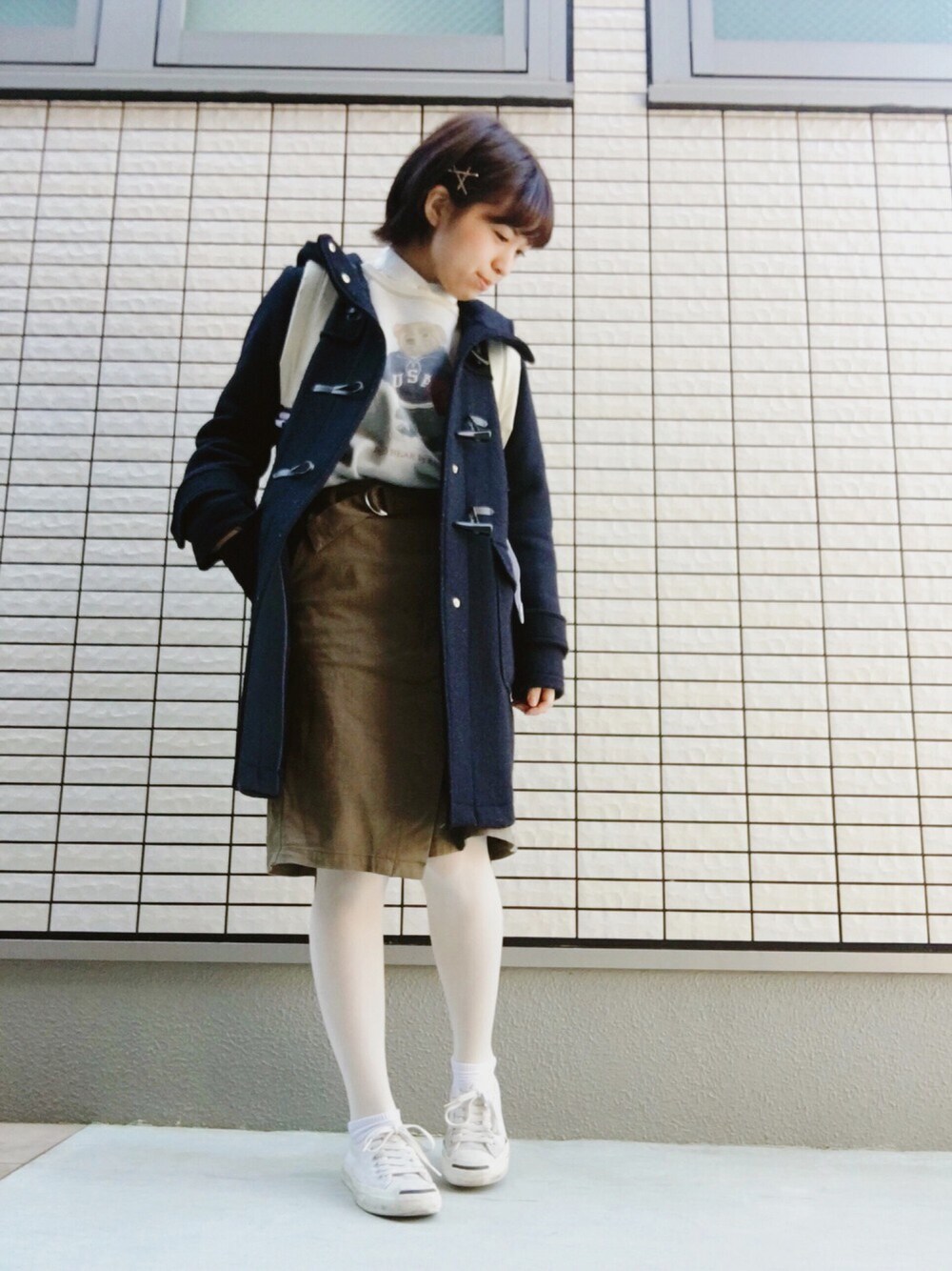 「冬、巻きスカート、カーキ、Polo Ralph Lauren、ポロベアー」｜「POLO RALPH LAURENのアイテム（スウェット、グレー系）」を使った、音織さん（レディース・156cm）の冬コーディネートの1枚目の写真
