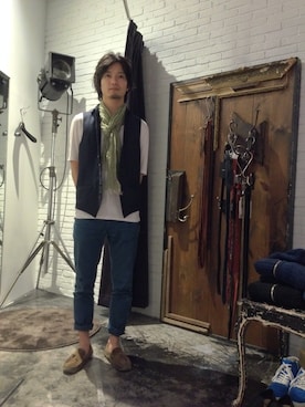 「HALB（ハルプ）のアイテム（パンツ）」を使った、hiroaki-iwahoriさん（メンズ・173cm）の春コーディネート
