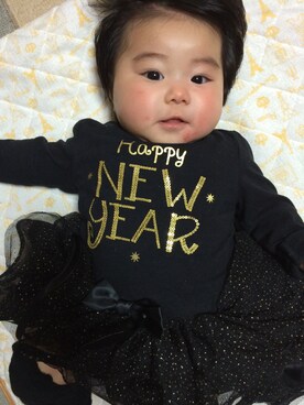 「アイテム（ロンパース、ブラック系）」を使った、umaaaaさん（キッズ・70cm）の冬コーディネート