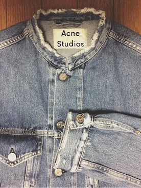 「Acne Studios（アクネストゥディオズ）のアイテム（デニムジャケット）」を使った、まままさん（メンズ・172cm）の冬コーディネート