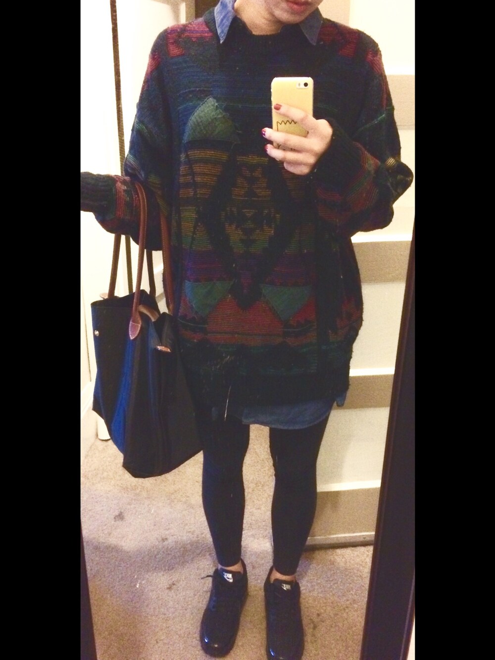 「school、daily look、leggings、NIKE AIR MAX、sweater」｜「no brandのアイテム（ニット/セーター、その他）」を使った、DAHEAN EMILY LEEさん（レディース・165cm）の秋コーディネートの1枚目の写真