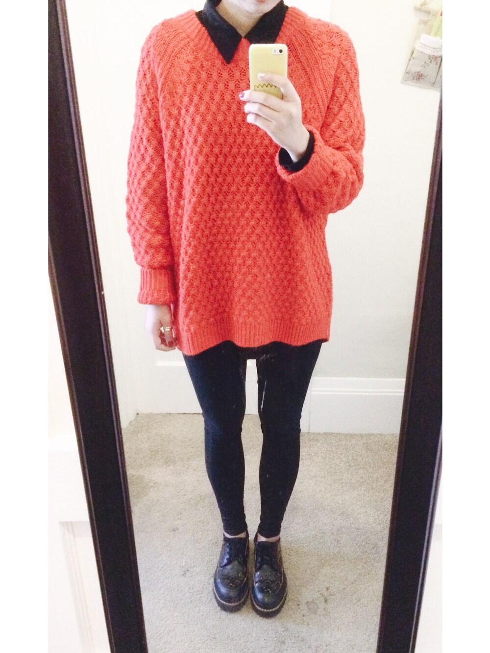 「school、daily look、ootd、neat look、shirts」｜「MARNIのアイテム（モカシン/デッキシューズ、ブラック系）」を使った、DAHEAN EMILY LEEさん（レディース・165cm）の秋コーディネートの1枚目の写真