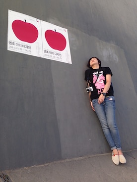 「travel」｜「アイテム（その他シューズ）」を使った、Jayさん（レディース・166cm）の夏コーディネート