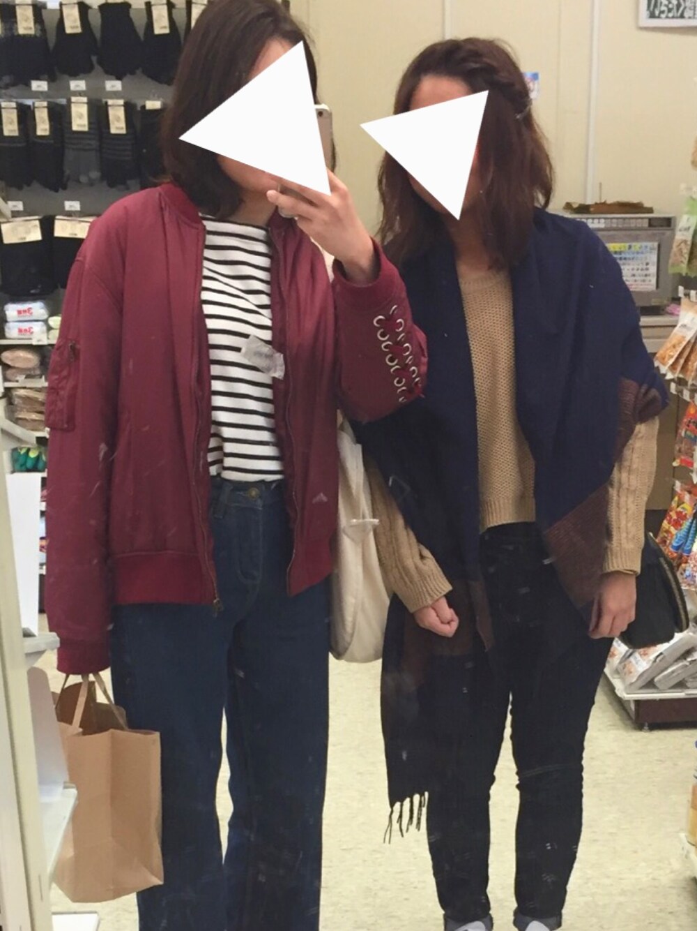 「ＡＮＤＪの【mina 1月号掲載予定】裾フリンジデニムワイドパンツ（デニムパンツ、ブルー系）」を使った、なかさん（レディース・160cm）の秋コーディネートの1枚目の写真