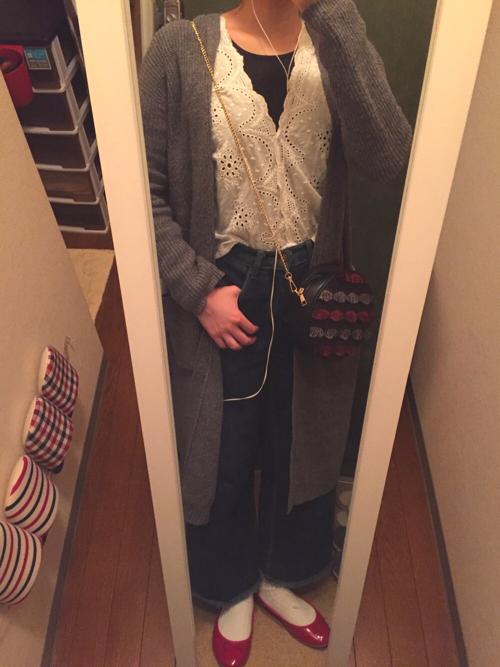 「LOWRYS FARMのバレエシューズ　733990（バレエシューズ、レッド系）」を使った、なかさん（レディース・160cm）の秋コーディネートの1枚目の写真