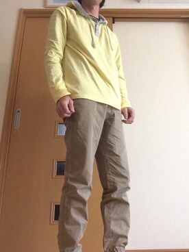 「アイテム（イエロー系）」を使った、kusatakuさん（メンズ・174cm）の春コーディネート