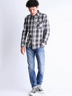 「インディゴデニム」｜DenimeWebStoreさん（メンズ・173cm）の冬コーディネート