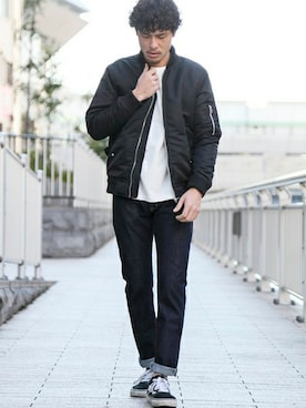 「Denime（ドゥニーム）のアイテム（MA-1）」を使った、DenimeWebStoreさん（メンズ・173cm）の冬コーディネート