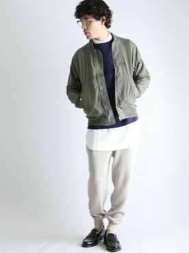 「Denime（ドゥニーム）のアイテム（MA-1）」を使った、DenimeWebStoreさん（メンズ・173cm）の春コーディネート