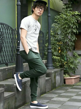 「ジョガーパンツ」｜DenimeWebStoreさん（メンズ・173cm）の春コーディネート
