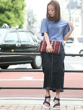 「アイテム（クラッチバッグ、レッド系）」を使った、DenimeWebStoreさん（レディース・162cm）の夏コーディネート