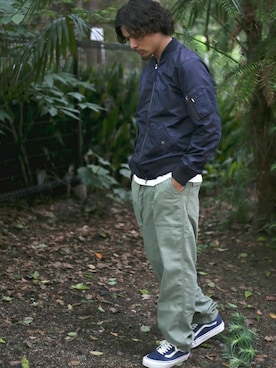 「Denime（ドゥニーム）のアイテム（MA-1）」を使った、DenimeWebStoreさん（メンズ・173cm）の夏コーディネート