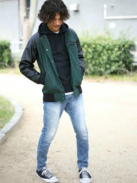 「アイテム（スタジャン、グリーン系）」を使った、DenimeWebStoreさん（メンズ・173cm）の秋コーディネート