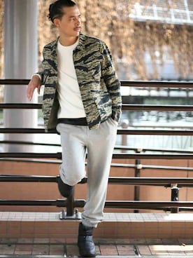 「DISCUS（ディスカス）のアイテム」を使った、DenimeWebStoreさん（メンズ・173cm）の秋コーディネート